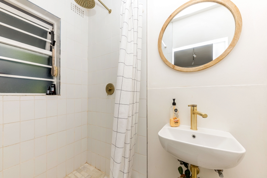 To Let 2 Bedroom Property for Rent in Sea Point Western Cape
